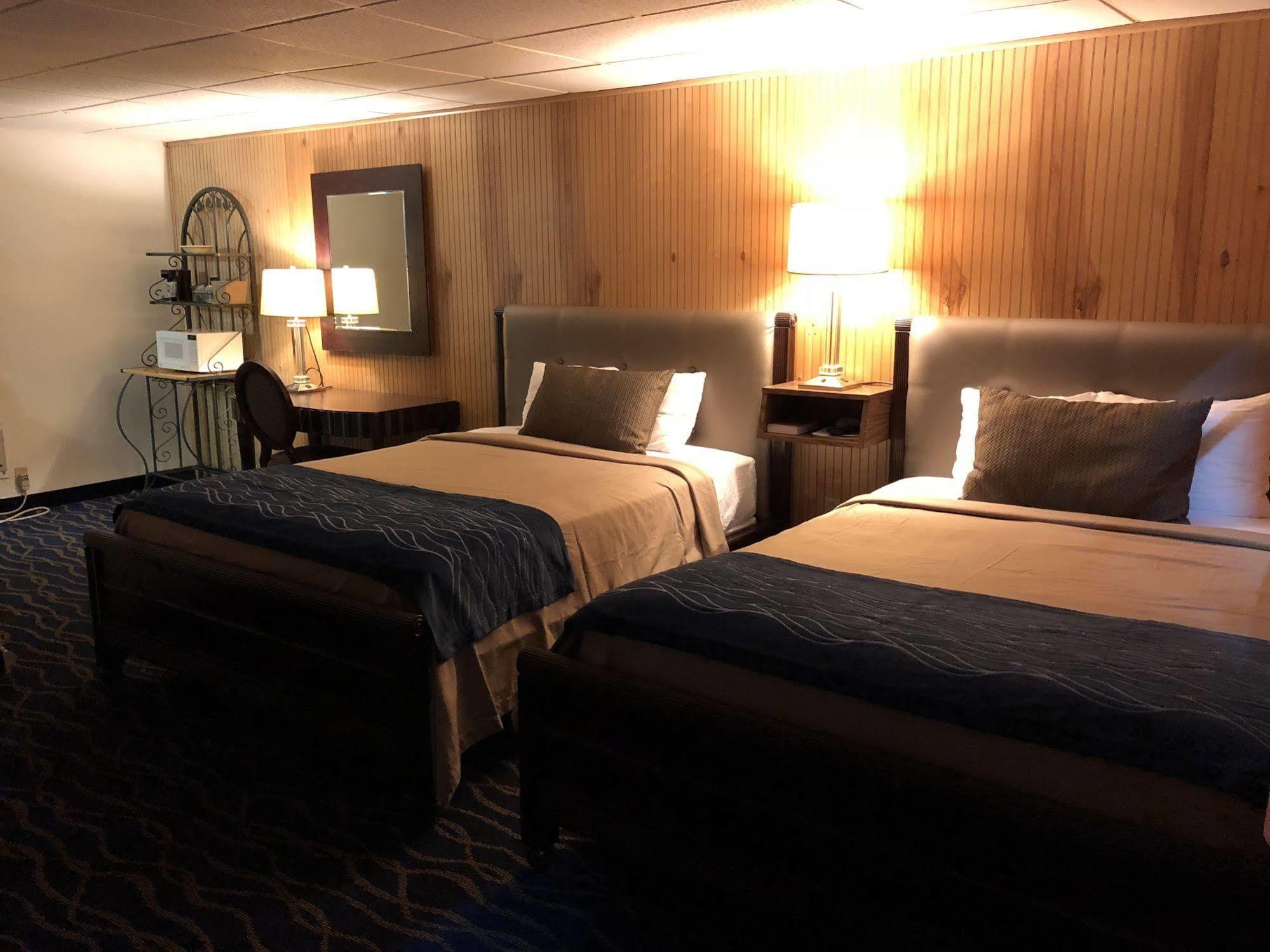 Rodeway Inn Harlan 외부 사진