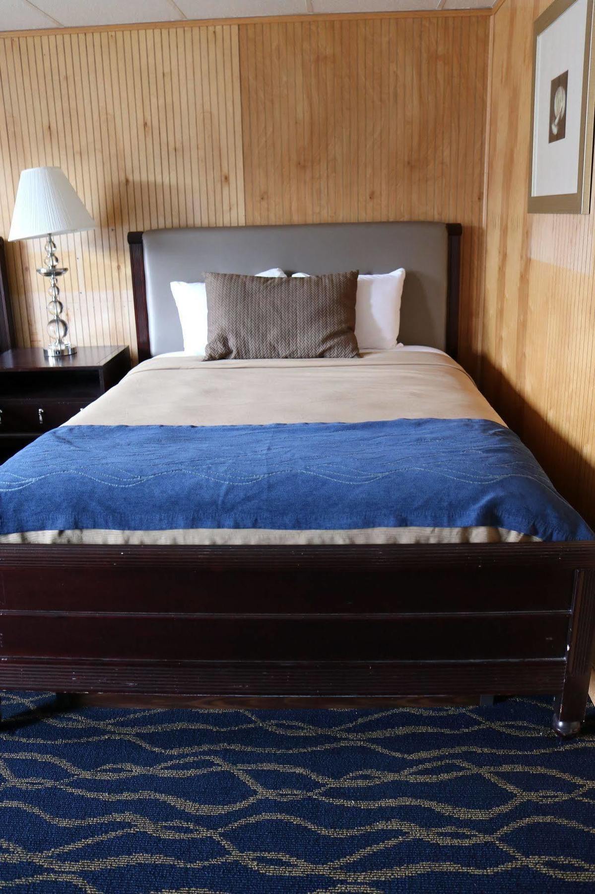 Rodeway Inn Harlan 외부 사진