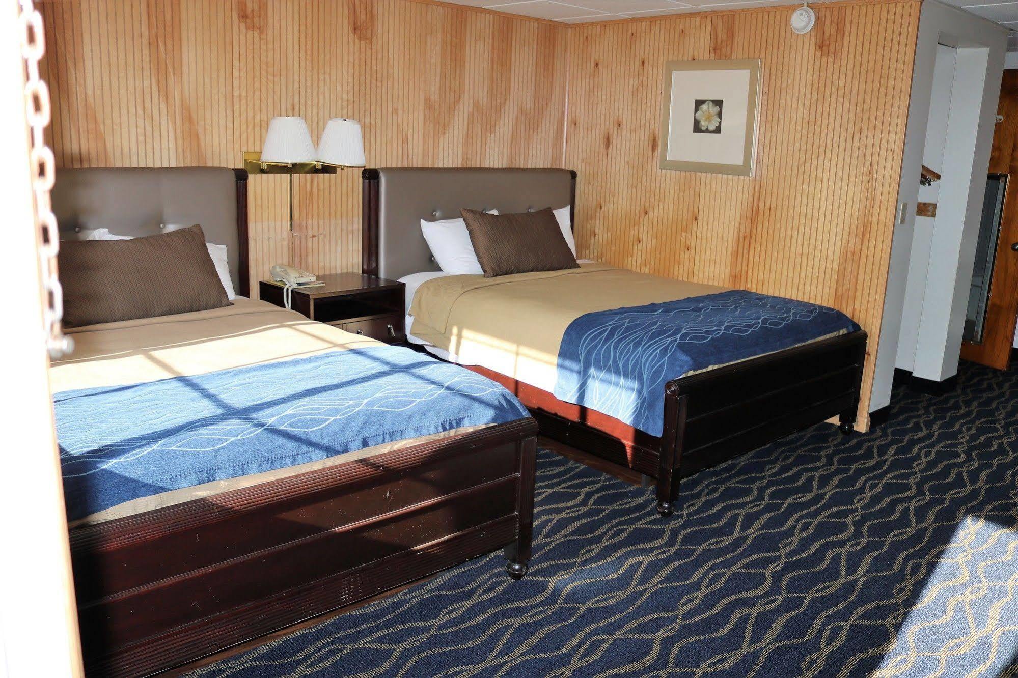 Rodeway Inn Harlan 외부 사진
