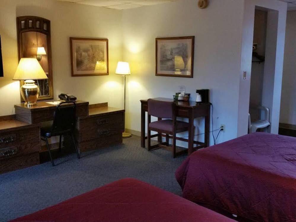 Rodeway Inn Harlan 외부 사진